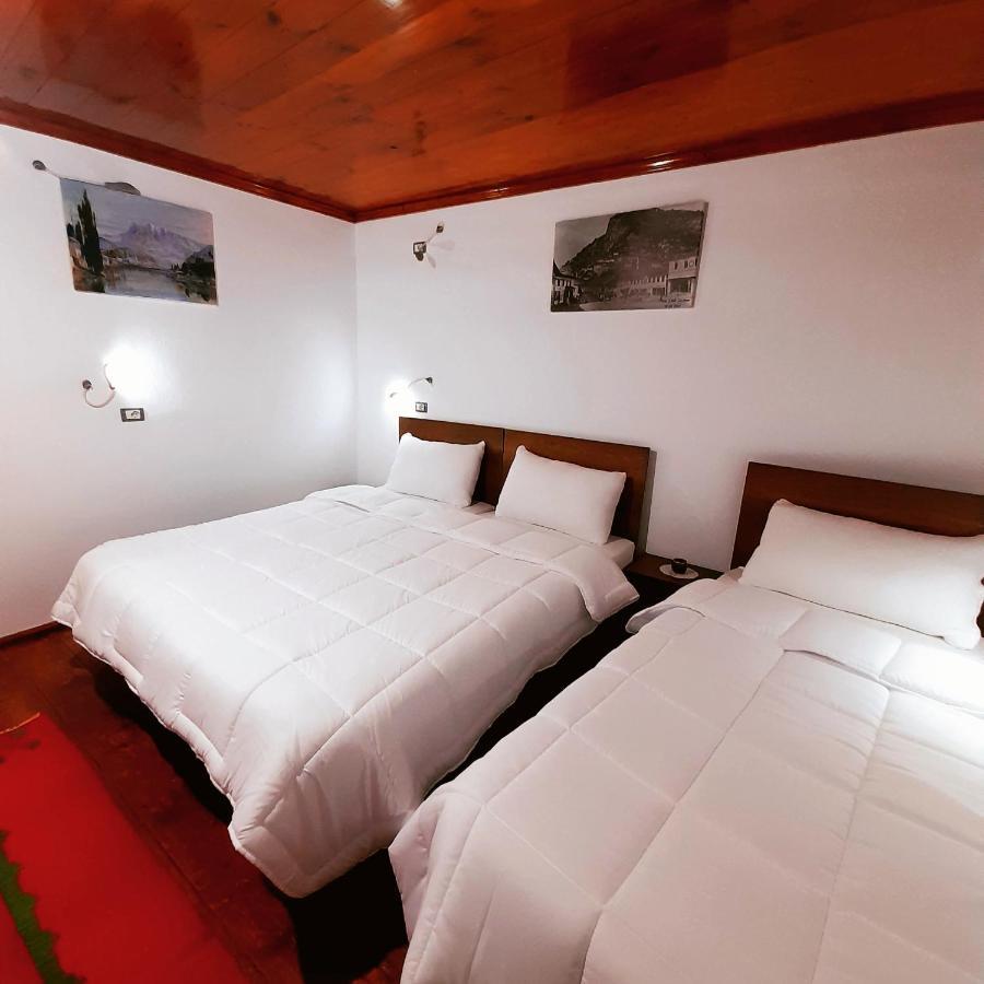 Gorica'S Bridge Hotel Berat Exterior foto